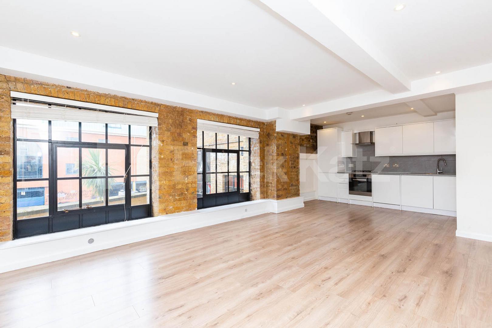 spacious 2 bedroom warehouse conversion with concierge  Springfield House lofts - Tyssen Street, Dalston